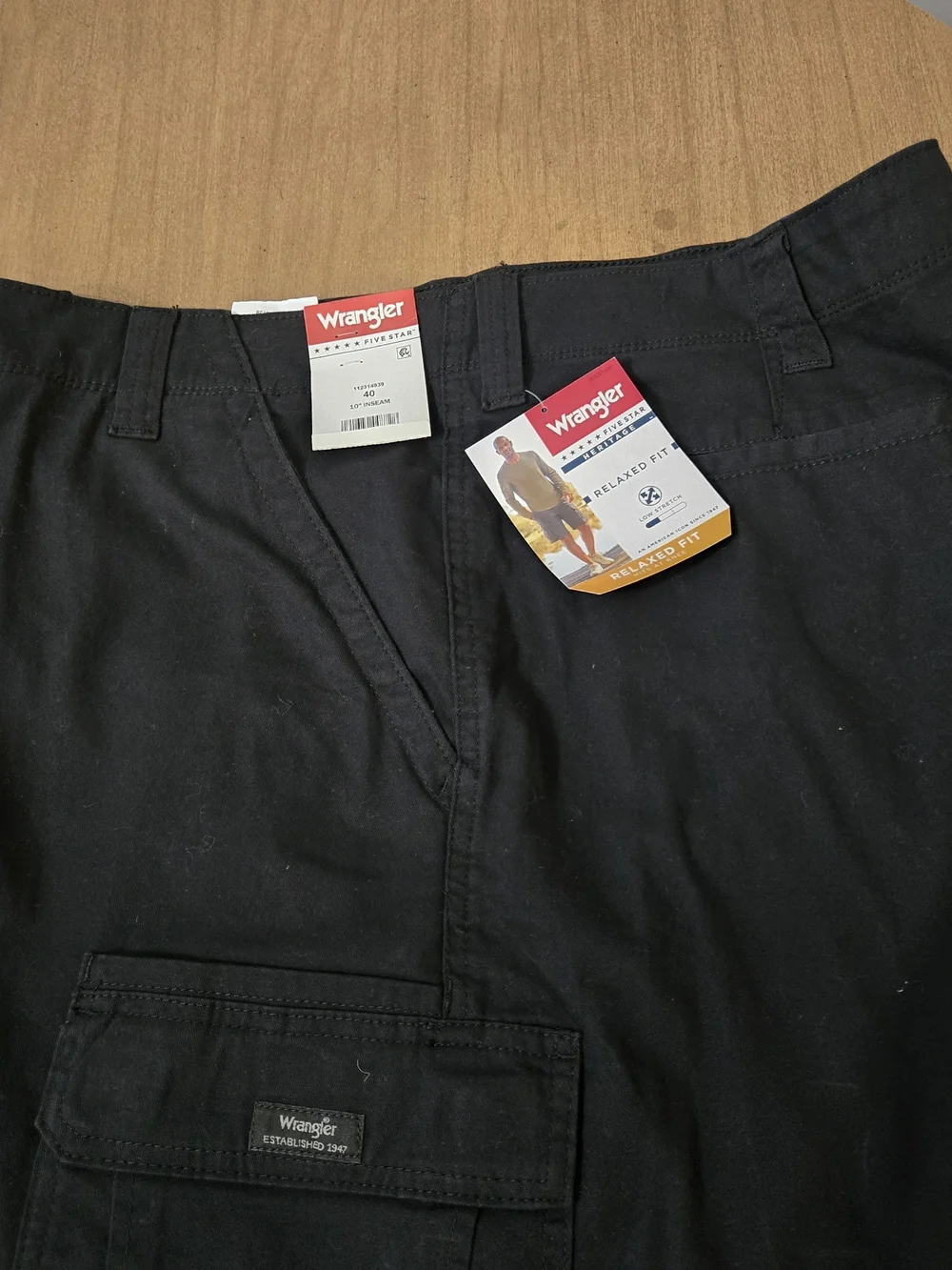 Wrangler Black Cargo Shorts for Men
